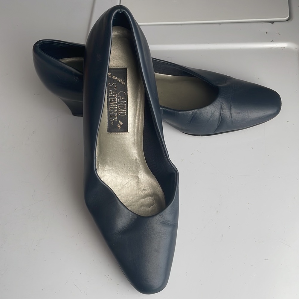 candid statements world heels leather navy blue kitten heel pumps size 7…